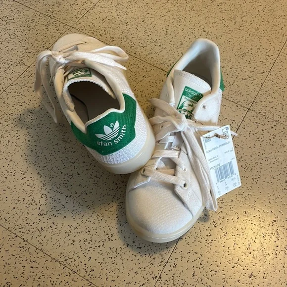 adidas gazelle silver green womens Adidas Stan Smith Grade-School  DTLR